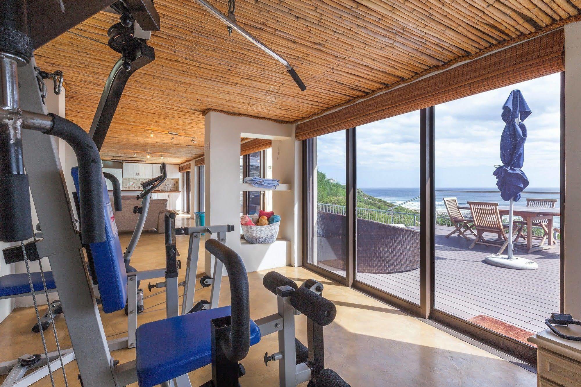 Whale Huys Luxury Oceanfront Eco Villa Гансбай Екстер'єр фото