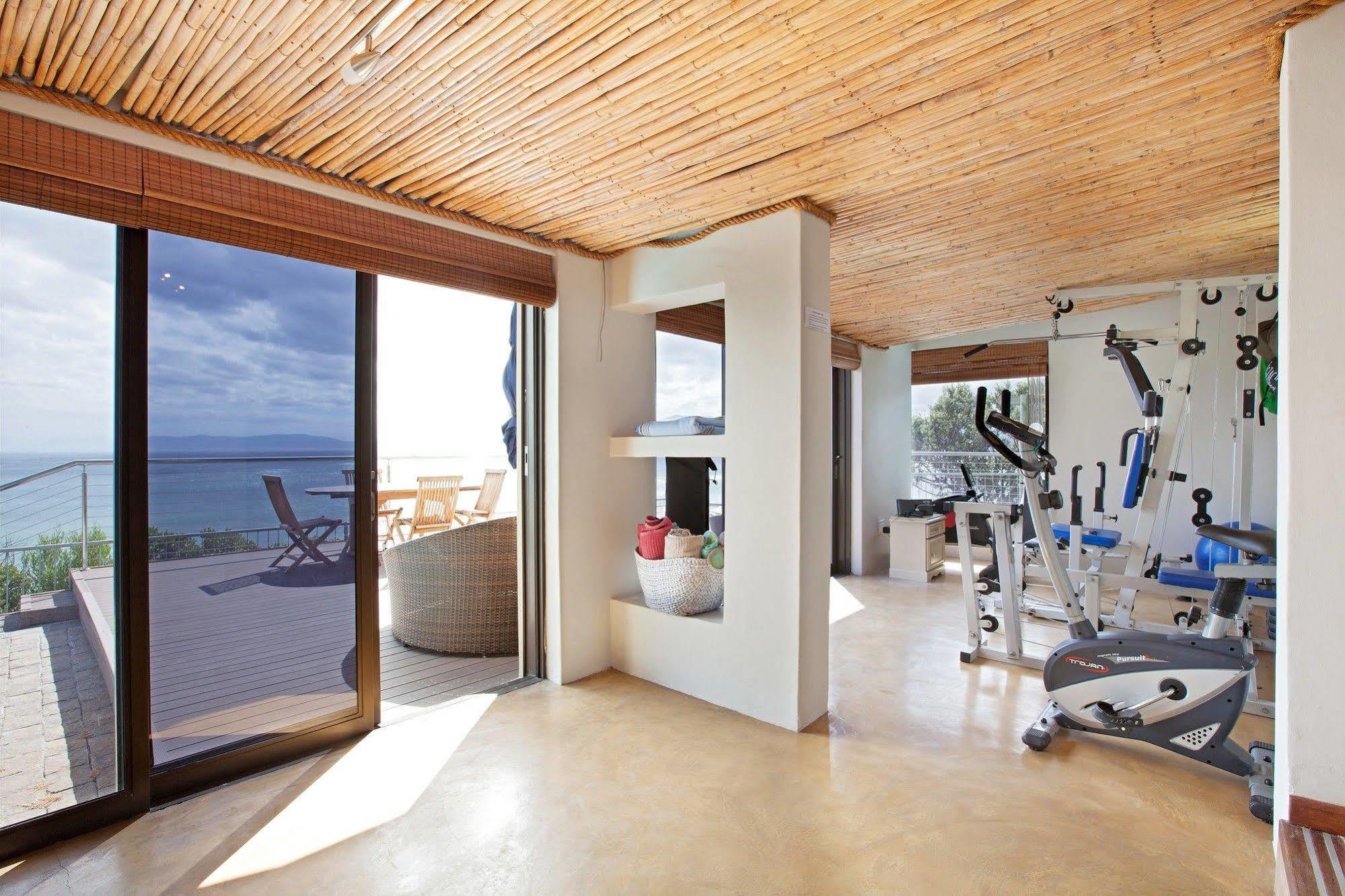 Whale Huys Luxury Oceanfront Eco Villa Гансбай Екстер'єр фото