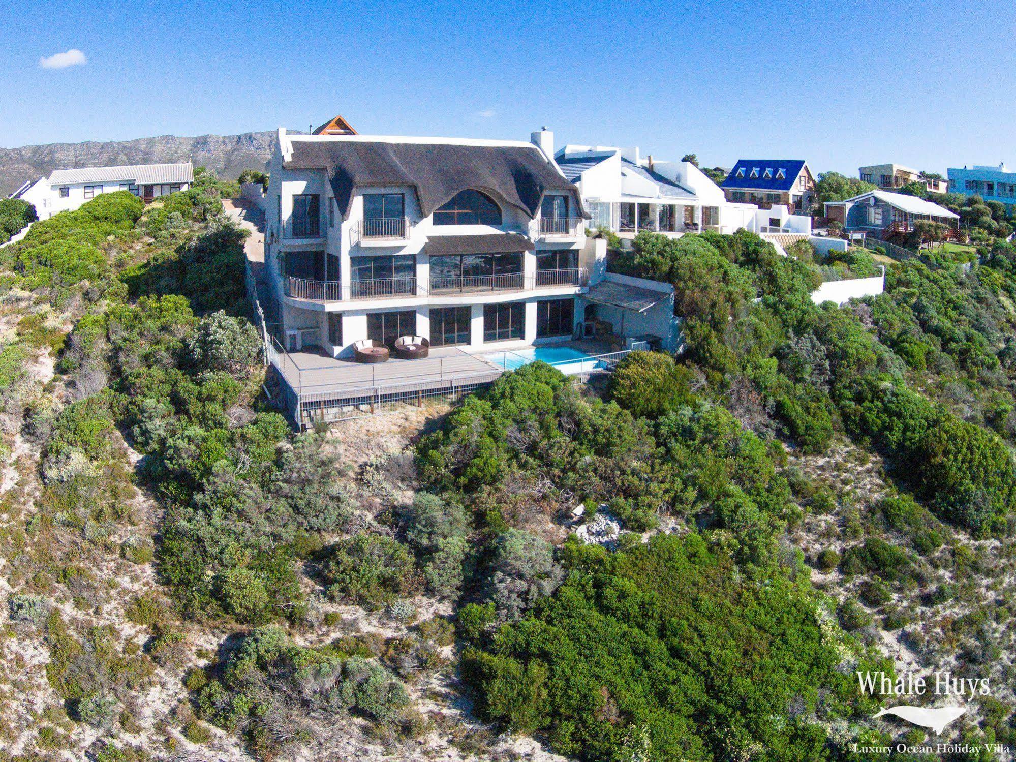 Whale Huys Luxury Oceanfront Eco Villa Гансбай Екстер'єр фото